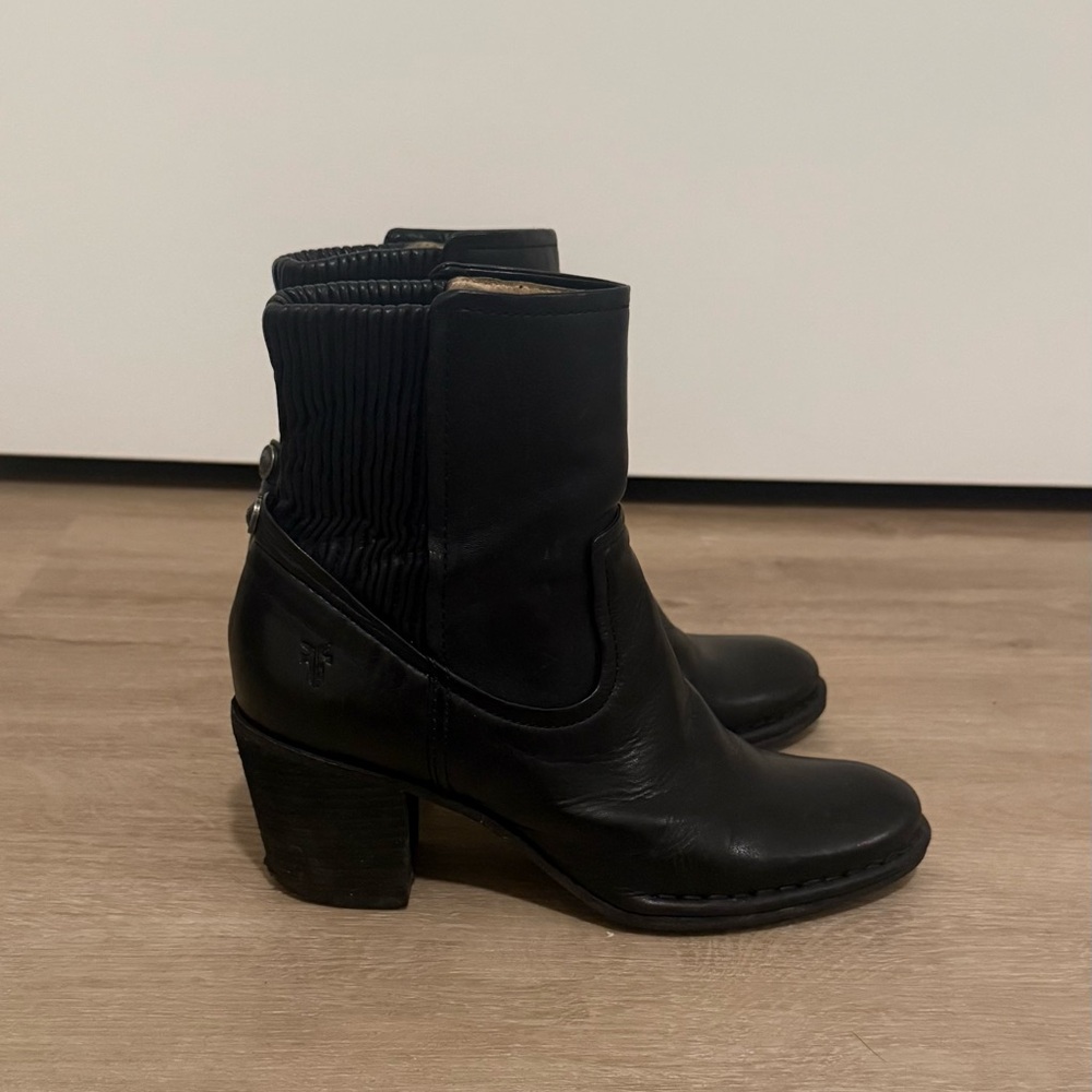 Frye Black Leather Women's Boots 6.5